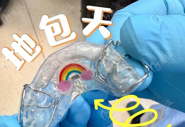 深圳青岛成人牙齿矫正要花多少钱？靠谱医院怎么选